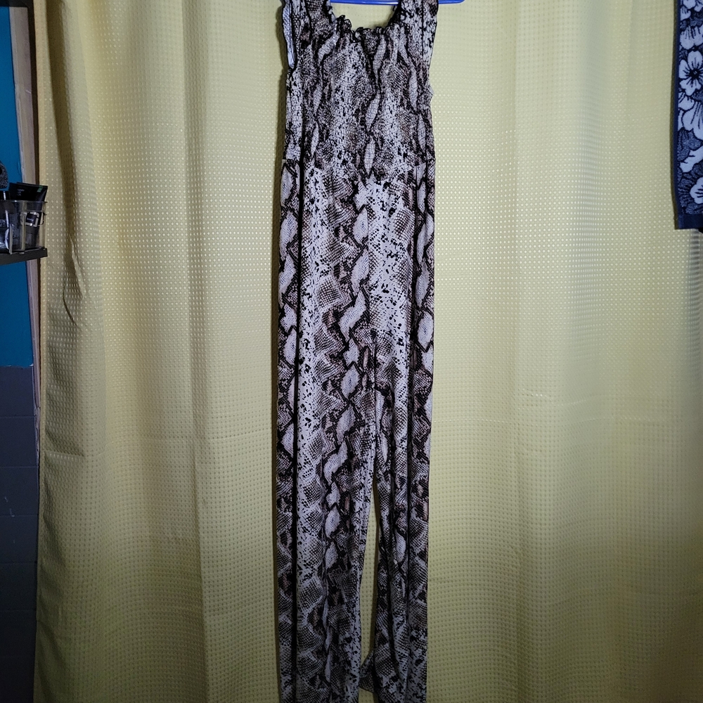 Polly & Esther Textured Animal Print Outfit